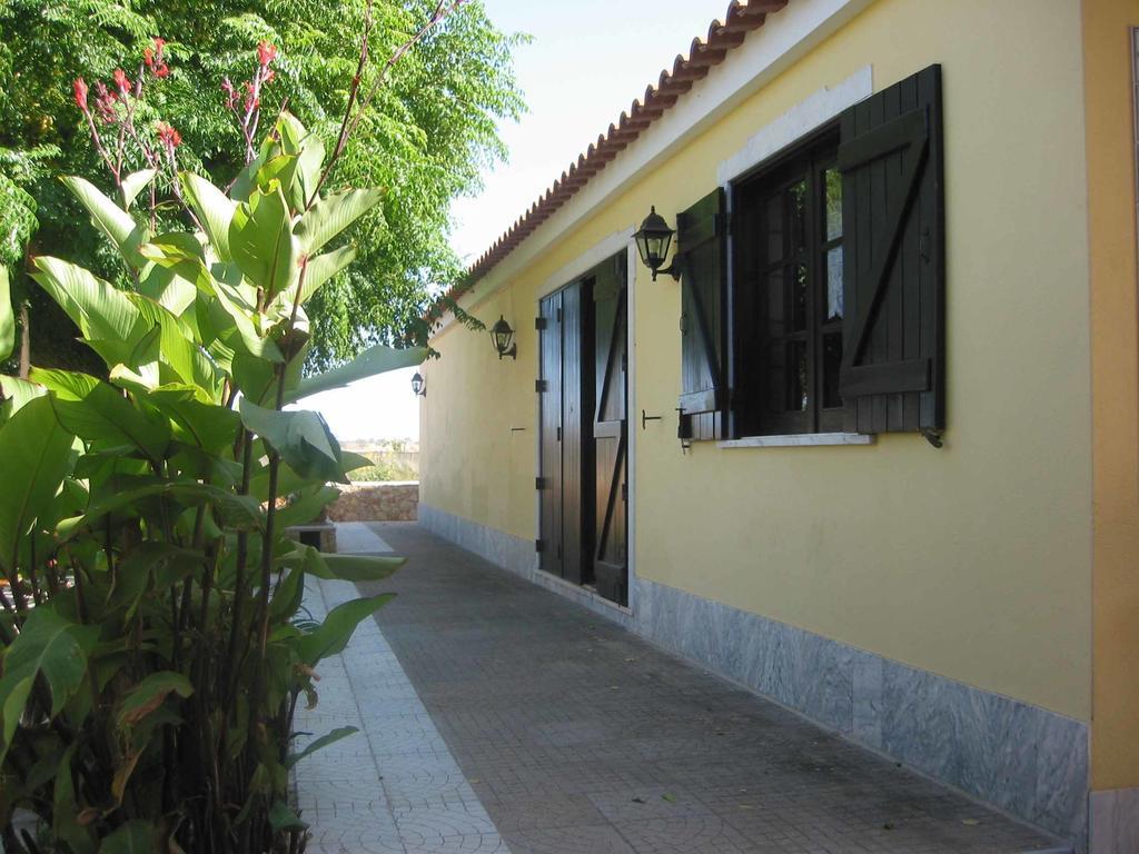 Quinta Das Aves Guest House Lagos Exterior photo