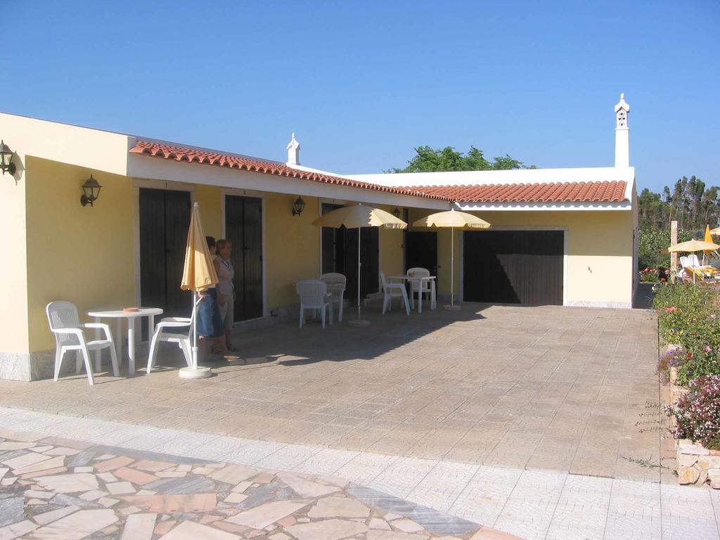Quinta Das Aves Guest House Lagos Room photo