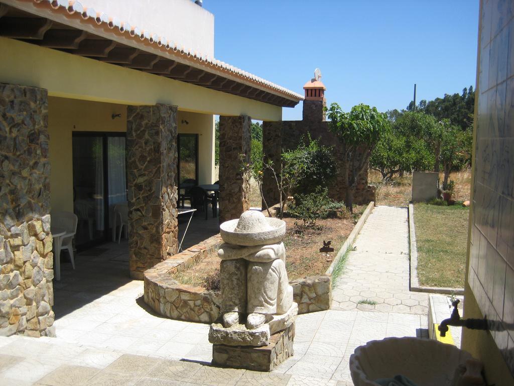 Quinta Das Aves Guest House Lagos Exterior photo